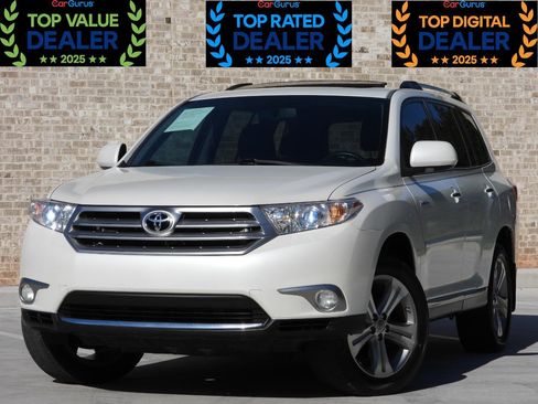Used 2013 Toyota Highlander Limited FWD image 2