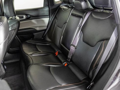 Used 2023 Jeep Compass Limited AWD/4WD image 38
