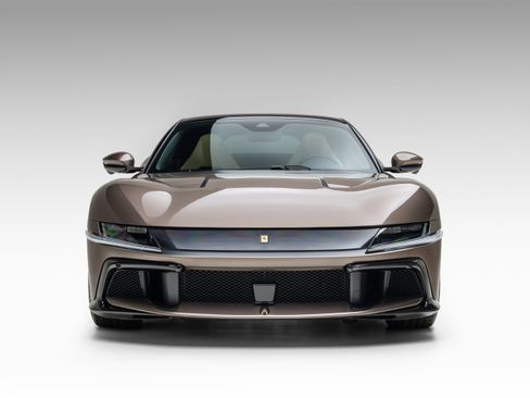 Certified 2025 Ferrari 12Cilindri image 3