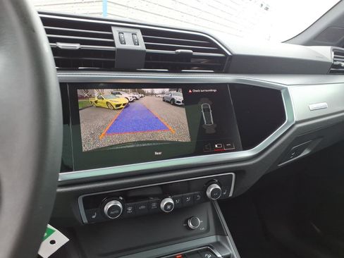 Used 2025 Audi Q3 2.0T Premium AWD/4WD image 22