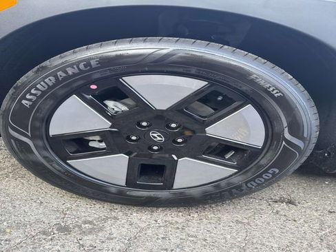 New 2026 Hyundai Santa Fe SE image 5