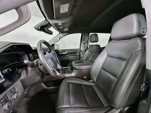 Used 2022 Chevrolet Silverado 1500 RST AWD/4WD image 22