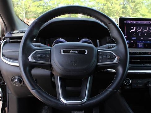 Used 2022 Jeep Compass High Altitude AWD/4WD image 10