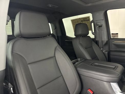 Used 2022 Chevrolet Silverado 1500 RST w/ Convenience Package II AWD/4WD image 29
