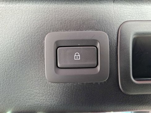 Certified 2025 MAZDA CX-30 AWD 2.5 S w/ Select Sport Pkg image 29