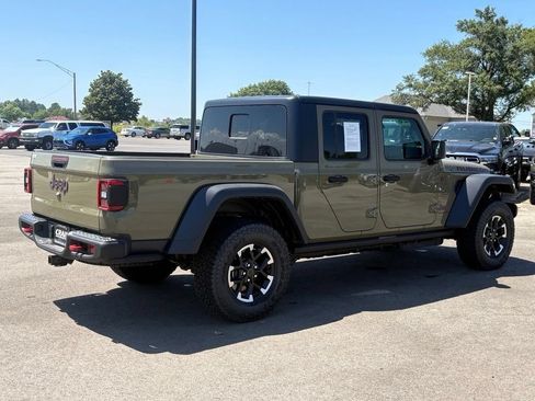 Used 2026 Jeep Gladiator Rubicon AWD/4WD image 7