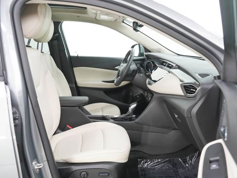 Used 2023 Buick Encore GX Essence w/ Experience Buick Package AWD/4WD image 11
