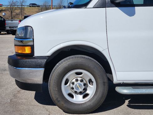 Certified 2024 Chevrolet Express 2500 2500 C w/ Driver Convenience Package image 8