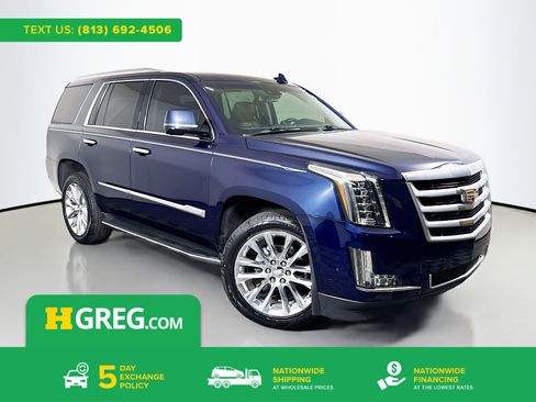 Used 2019 Cadillac Escalade Luxury RWD image 1