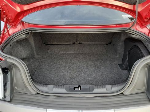 Used 2020 Ford Mustang Shelby GT350 w/ Technology Package image 29