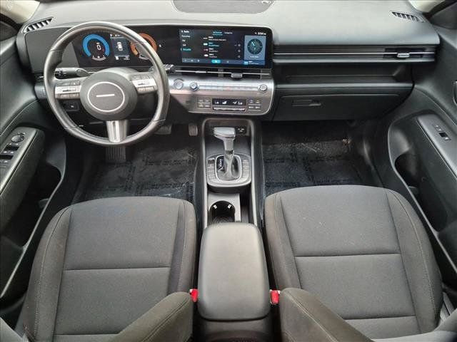 Used 2025 Hyundai Kona SEL AWD/4WD image 17