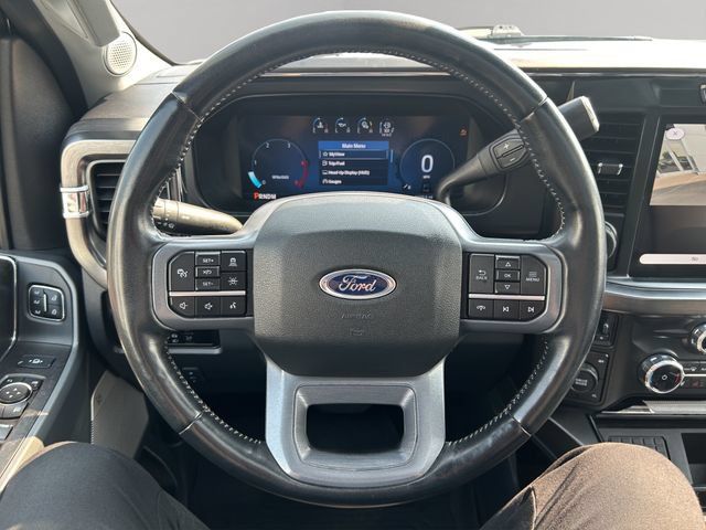 Used 2023 Ford F250 Lariat w/ Lariat Ultimate Package AWD/4WD image 15