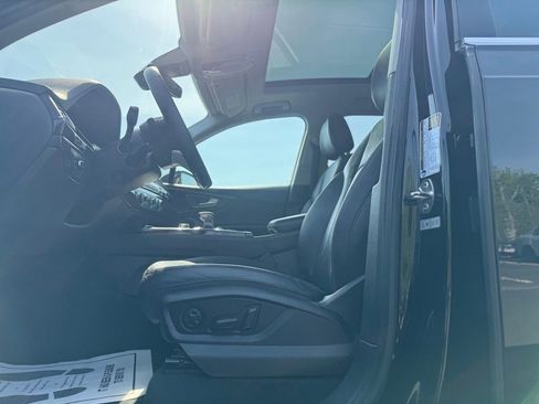 Used 2018 Audi Q7 3.0T Premium Plus AWD/4WD image 21