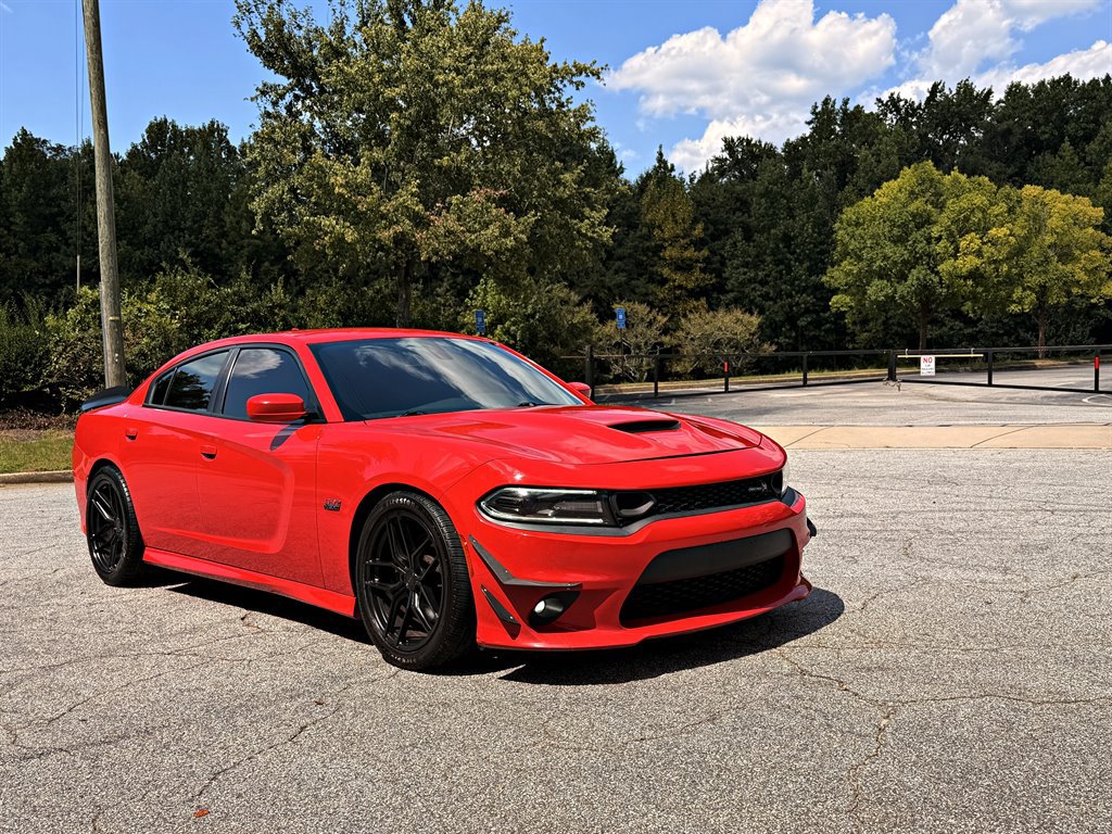 Used 2018 Dodge Charger R/T Scat Pack RWD image 3