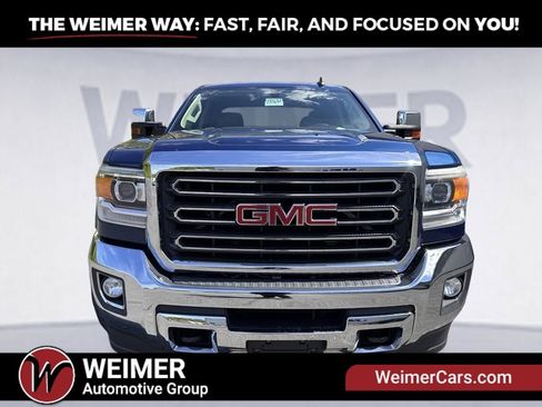 Used 2017 GMC Sierra 2500 SLT AWD/4WD image 2