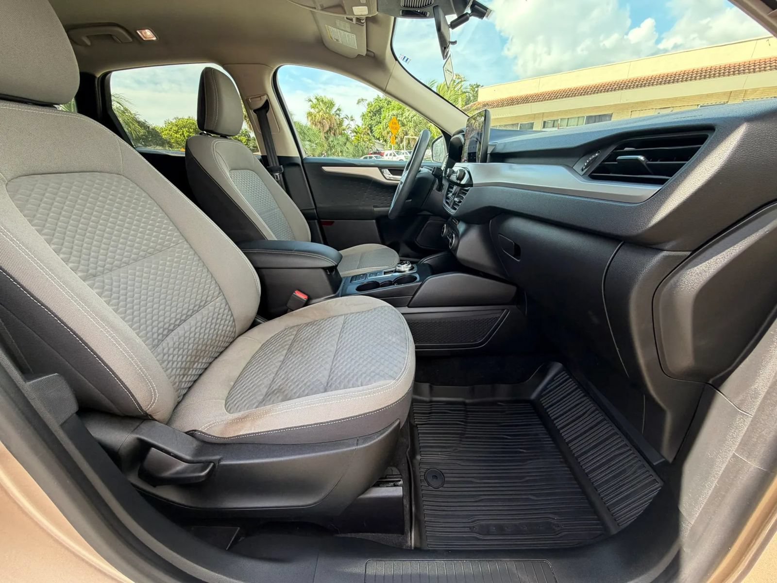 Used 2020 Ford Escape SE AWD/4WD image 26