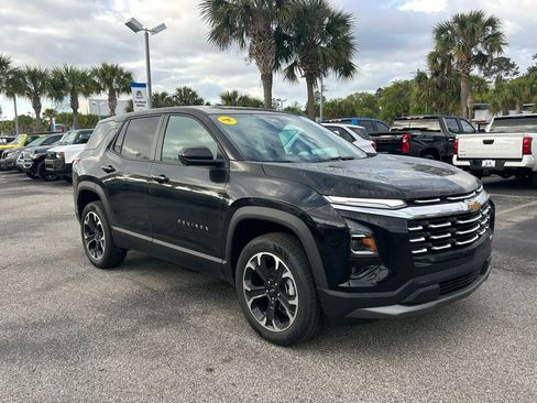 New 2026 Chevrolet Equinox LT w/ Convenience Package II FWD image 9