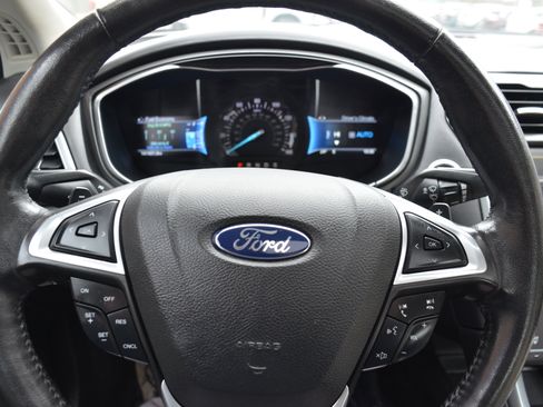 Used 2015 Ford Fusion Titanium image 9