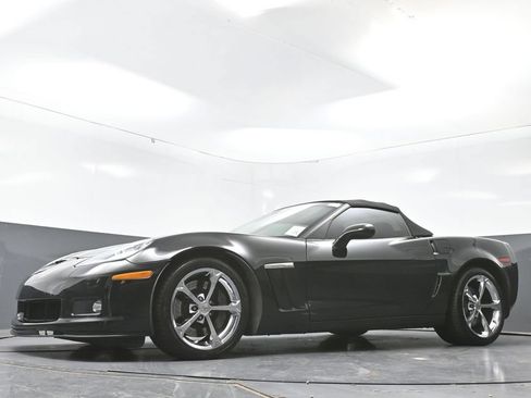 Used 2013 Chevrolet Corvette Grand Sport w/ 3LT Preferred Equipment Group RWD image 48