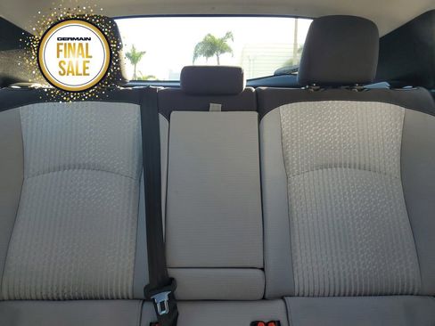 Certified 2016 Toyota Prius Three image 26