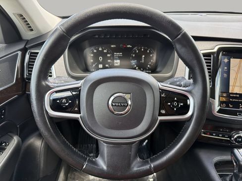 Used 2017 Volvo XC90 T6 Momentum w/ Vision Package AWD/4WD image 31