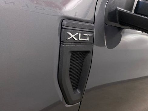 New 2025 Ford Maverick XLT image 13