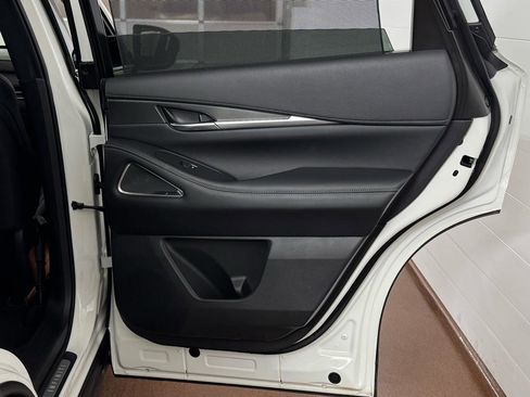 Used 2025 INFINITI QX60 Luxe image 42
