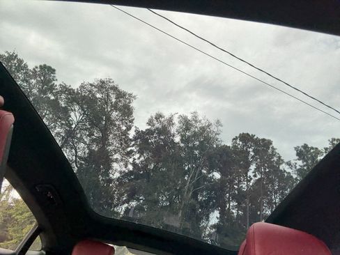 Used 2020 Porsche Taycan image 47