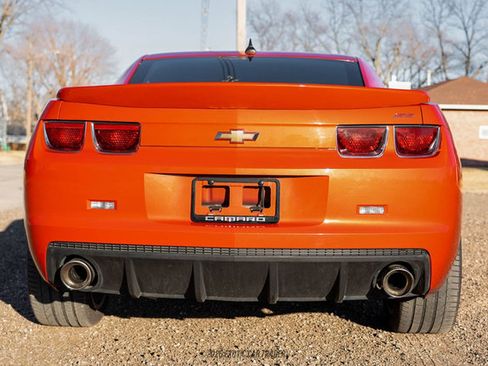 Used 2010 Chevrolet Camaro SS w/ RS Package RWD image 7