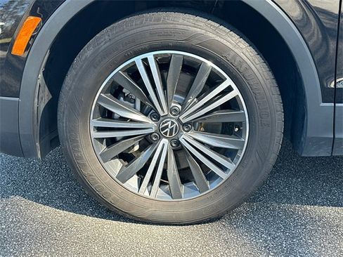 Certified 2024 Volkswagen Tiguan Wolfsburg Edition image 28