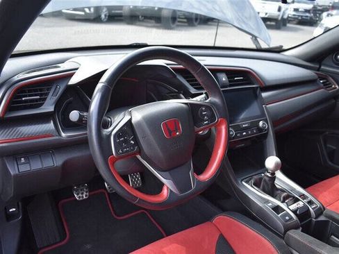 Used 2018 Honda Civic Type R image 15