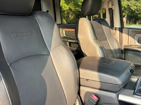 Used 2014 RAM 3500 Laramie AWD/4WD image 18