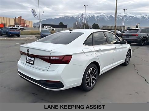 New 2026 Volkswagen Jetta SE image 6