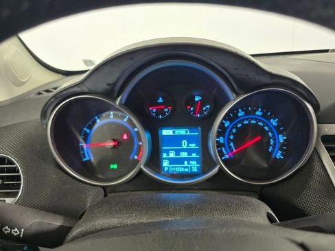 Used 2014 Chevrolet Cruze LT image 11