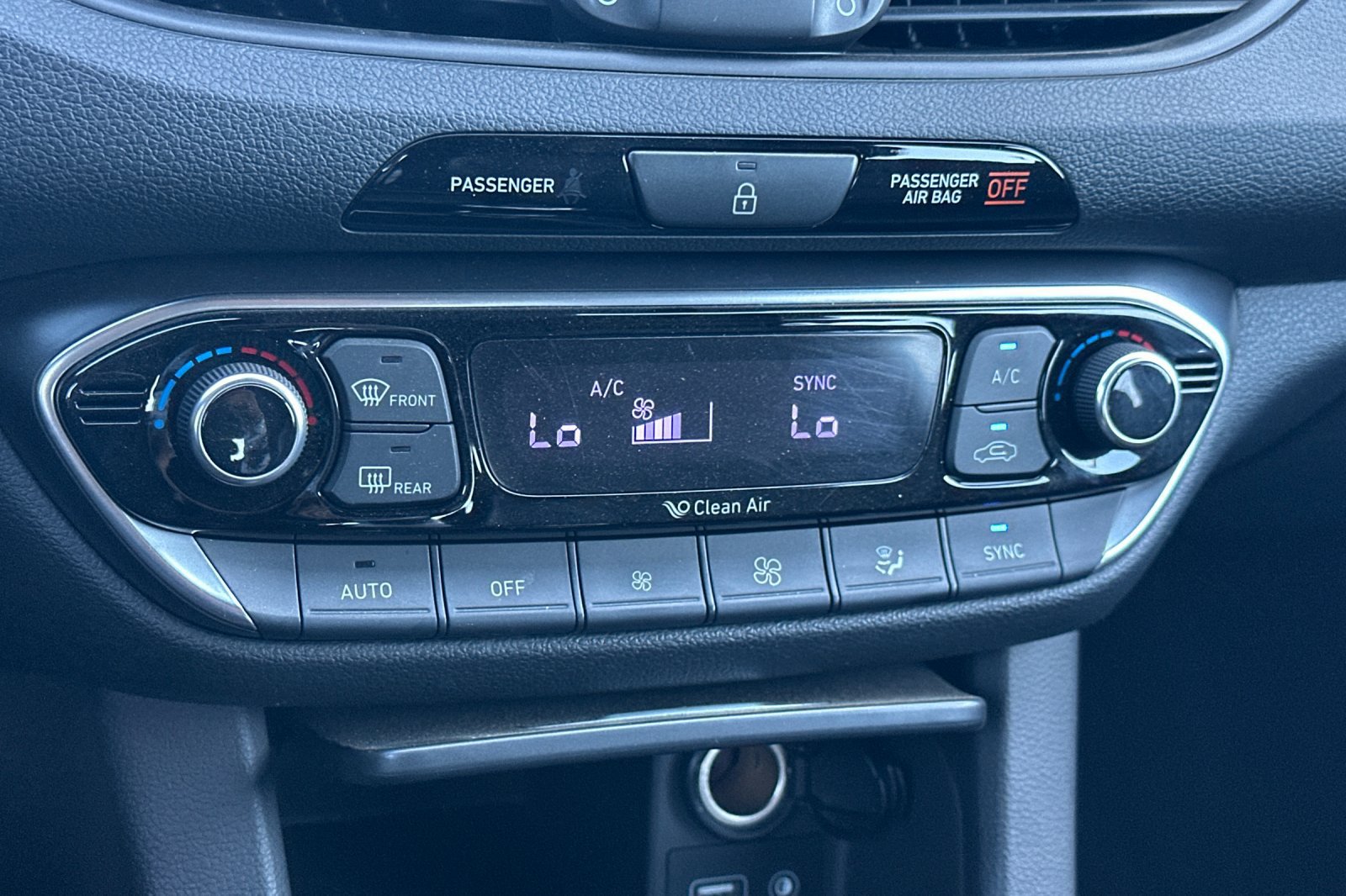 Used 2019 Hyundai Elantra GT N Line FWD image 20