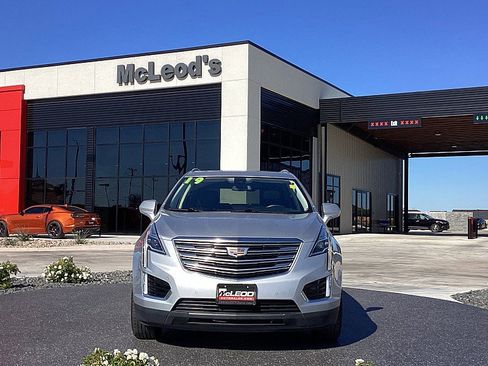 Used 2019 Cadillac XT5 Premium Luxury image 2