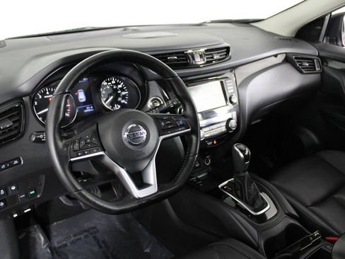 Certified 2021 Nissan Rogue Sport SL w/ Premium Package image 18