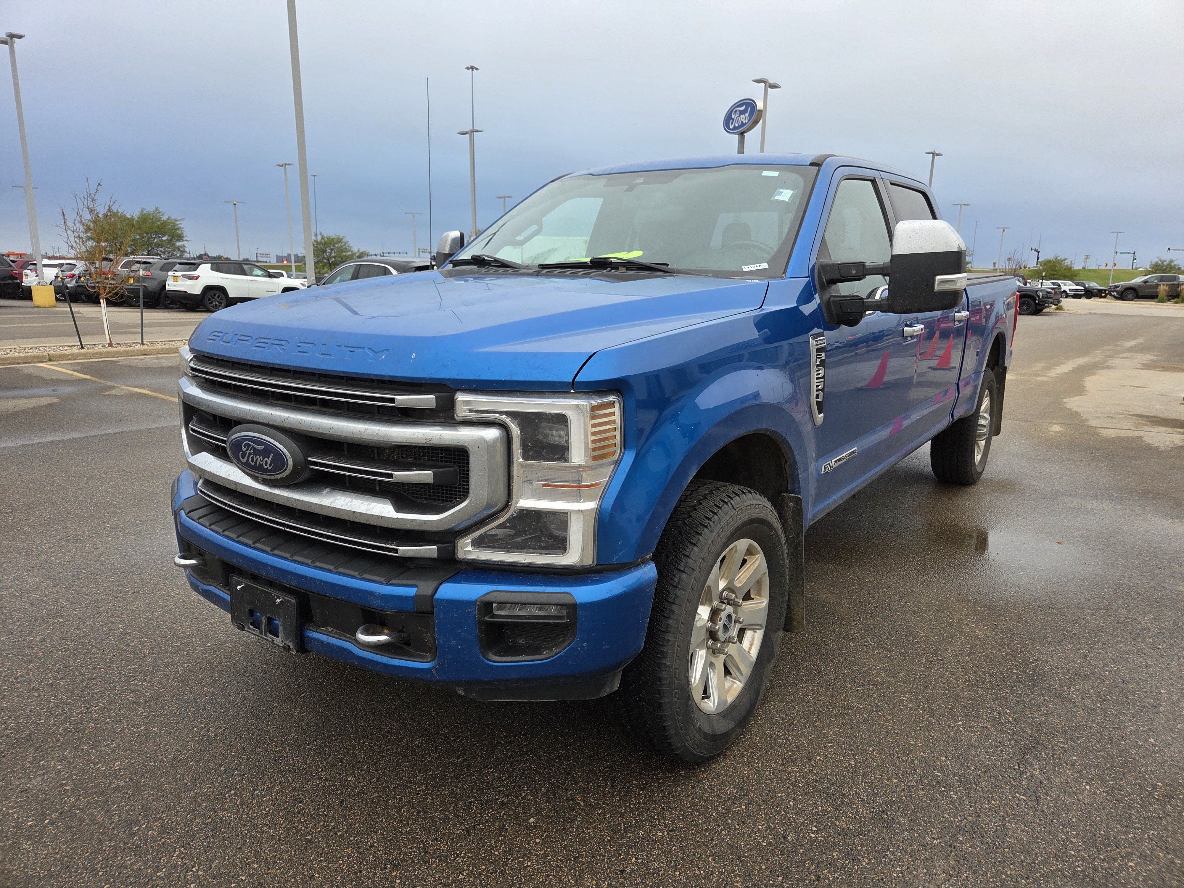 Used 2021 Ford F350 Platinum AWD/4WD image 3