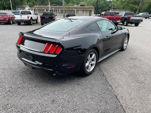 Used 2015 Ford Mustang Coupe RWD image 7