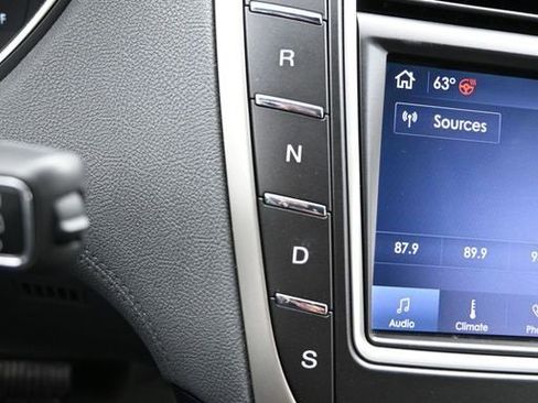 Used 2020 Lincoln Nautilus Reserve w/ Equipment Group 201A image 19