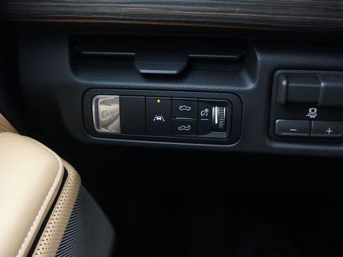 New 2026 GMC Sierra EV Denali image 22