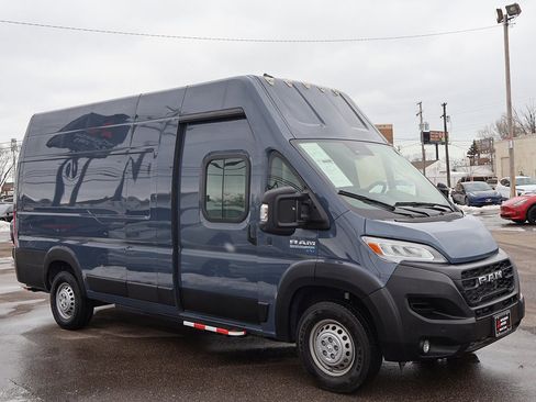 Used 2024 RAM ProMaster 3500 image 16