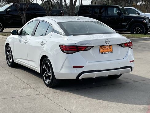 Used 2024 Nissan Sentra SV image 4