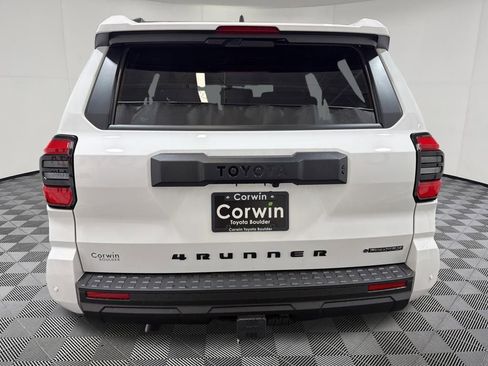 Used 2026 Toyota 4Runner TRD Off-Road Premium AWD/4WD image 5