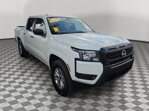 Used 2025 Nissan Frontier S image 4