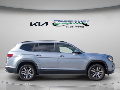 Used 2022 Volkswagen Atlas SE image 7