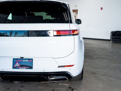 Used 2024 Land Rover Range Rover Sport Dynamic SE image 29