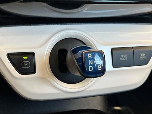Certified 2017 Toyota Prius Two w/ Prius Two Safety Plus Package FWD image 22