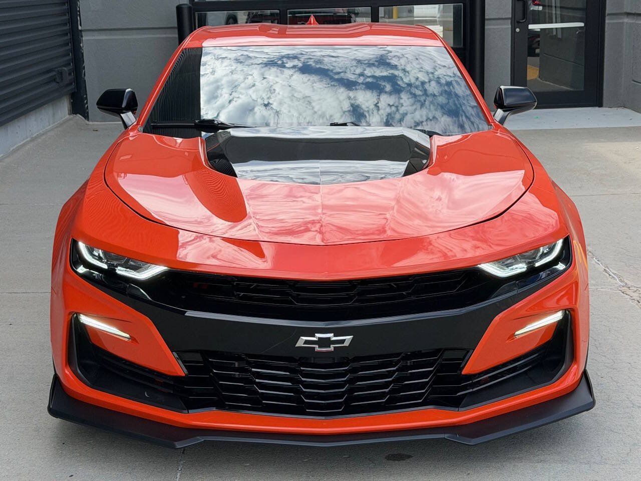 Used 2021 Chevrolet Camaro SS RWD image 4