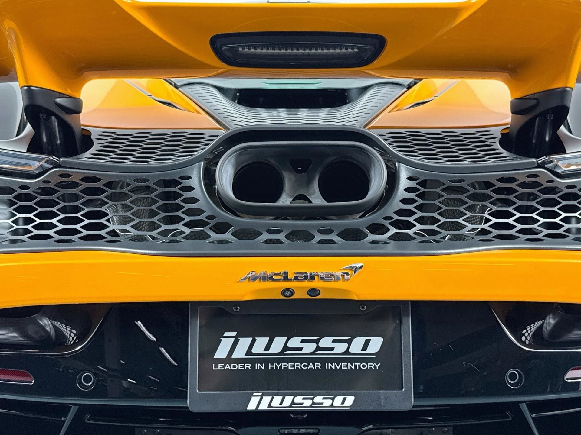 Used 2025 McLaren 750S RWD image 47